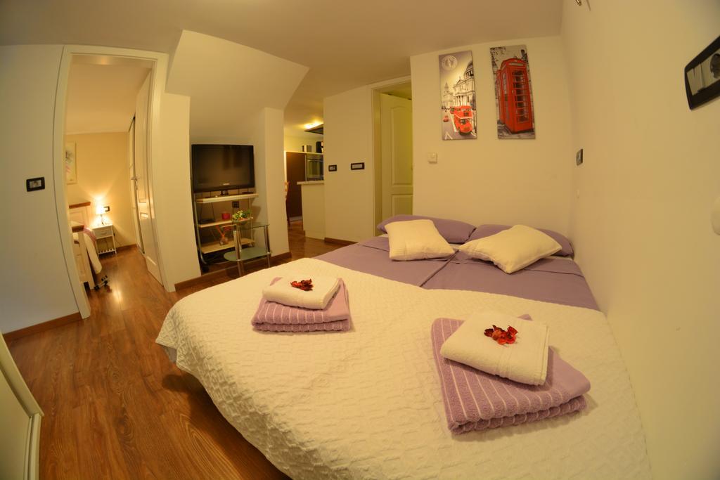 Apartment Arpa ลูบลิยานา ภายนอก รูปภาพ